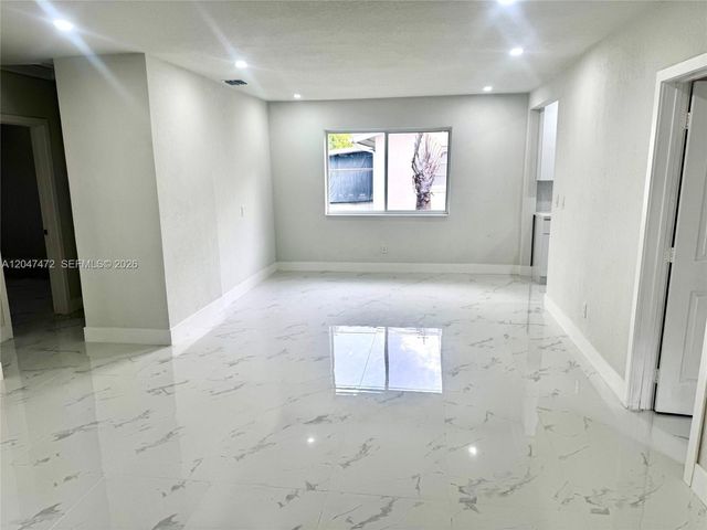 2150 N 66th Avenue, Hollywood, FL 33024