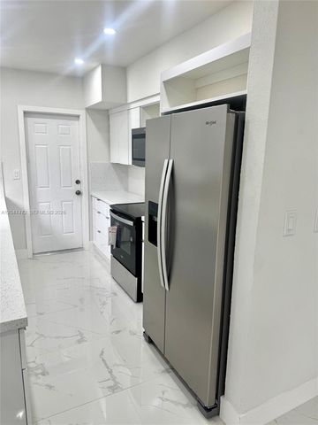 2150 N 66th Avenue, Hollywood, FL 33024