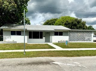 2150 N 66th Avenue, Hollywood, FL 33024