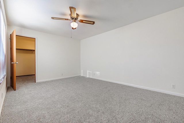 3380 East AVENUE S, La Crosse, WI 54601