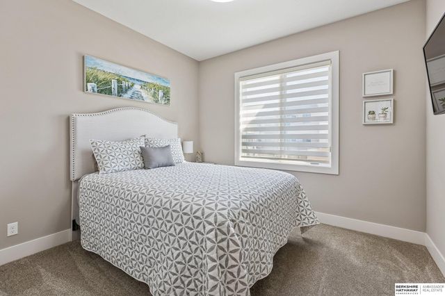 20743 Nina Street, Elkhorn, NE 68022