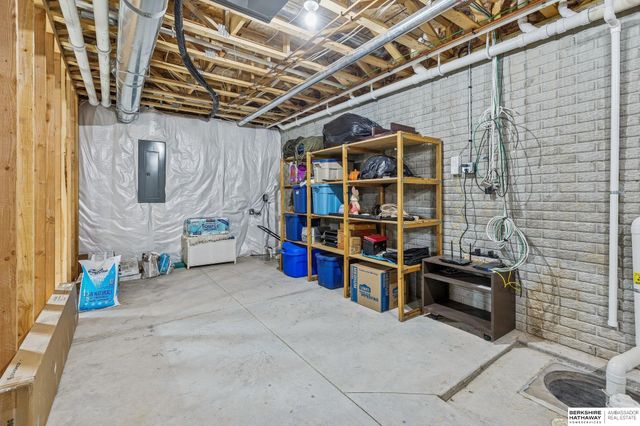 20743 Nina Street, Elkhorn, NE 68022