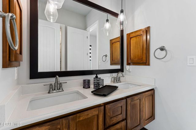 312 Gold Valley, Horizon City, TX 79928