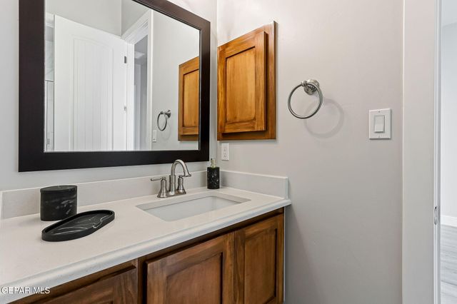 312 Gold Valley, Horizon City, TX 79928