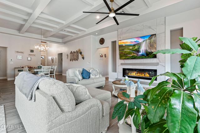 312 Gold Valley, Horizon City, TX 79928