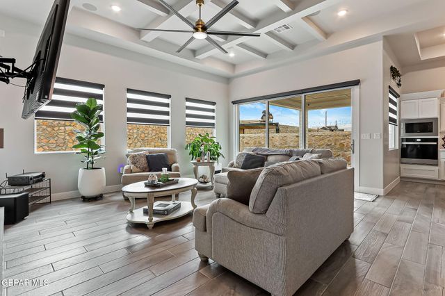 312 Gold Valley, Horizon City, TX 79928