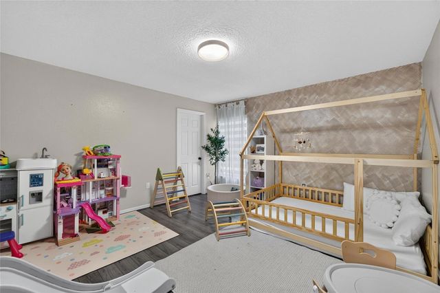 3926 NORTHRIDGE DRIVE, Valrico, FL 33596