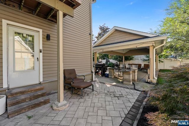 240 Palsa Avenue, Elmwood Park, NJ 07407