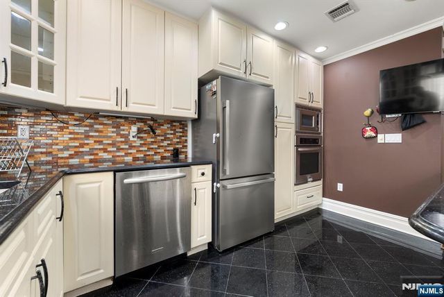 240 Palsa Avenue, Elmwood Park, NJ 07407