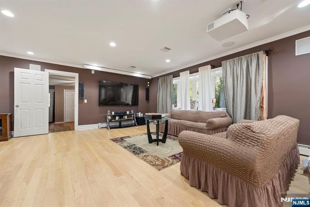 240 Palsa Avenue, Elmwood Park, NJ 07407