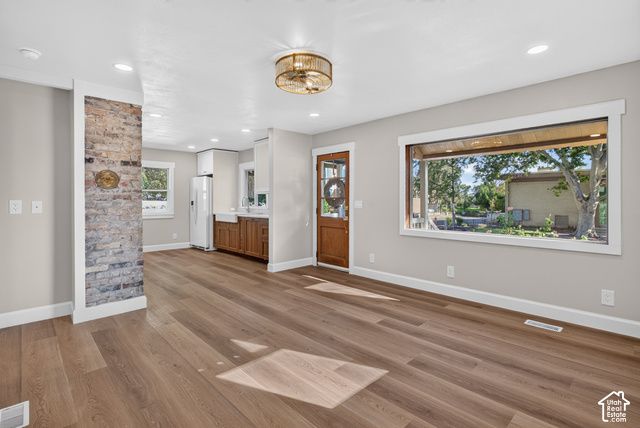 147 CENTER ST, Clearfield, UT 84015