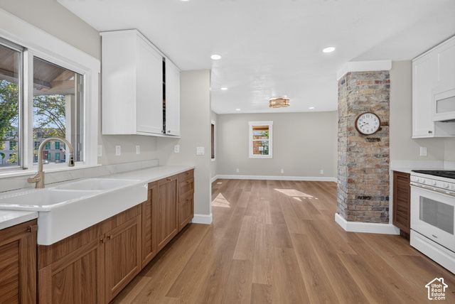 147 CENTER ST, Clearfield, UT 84015