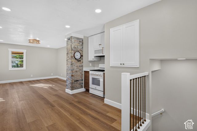 147 CENTER ST, Clearfield, UT 84015
