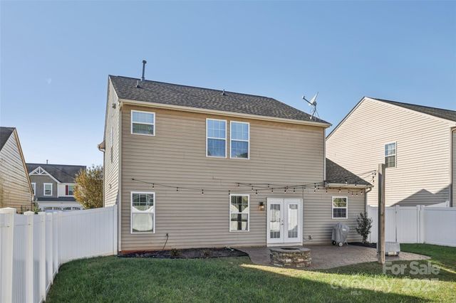 10900 Tailwater Street, Davidson, NC 28036