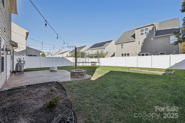 10900 Tailwater Street, Davidson, NC 28036