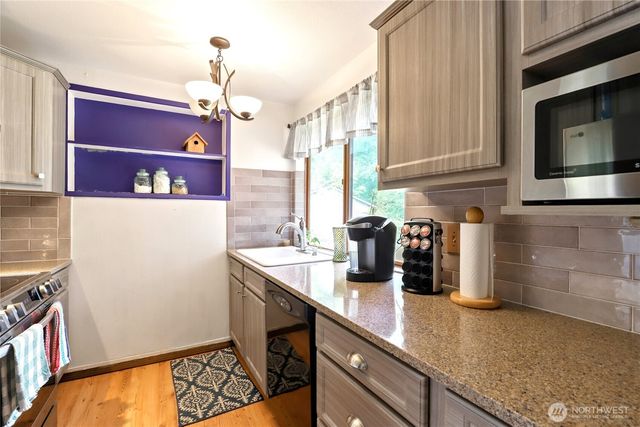 13262 NW Holly Road, Bremerton, WA 98312