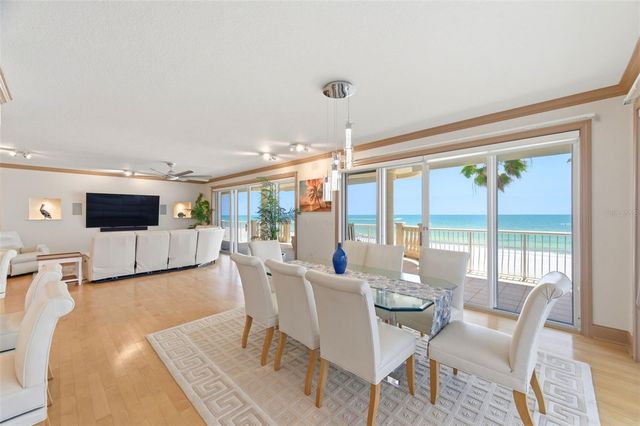 19130 GULF BOULEVARD V4, Indian Rocks Beach, FL 33785