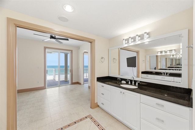 19130 GULF BOULEVARD V4, Indian Rocks Beach, FL 33785