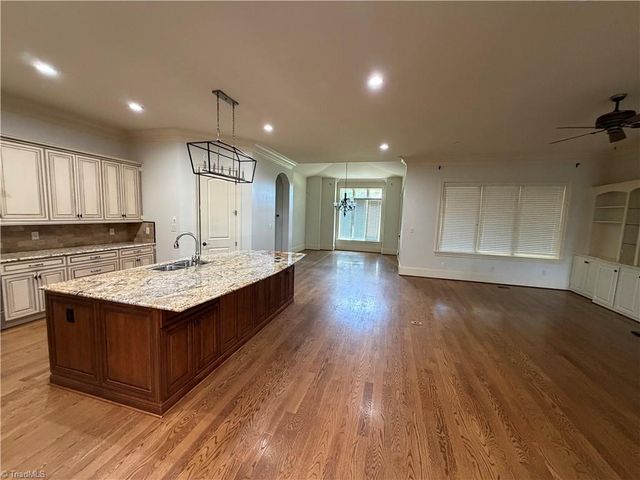 27 Carlson Terrace, Greensboro, NC 27410