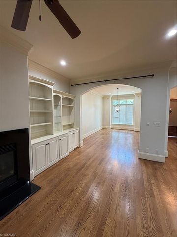 27 Carlson Terrace, Greensboro, NC 27410