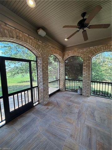 27 Carlson Terrace, Greensboro, NC 27410