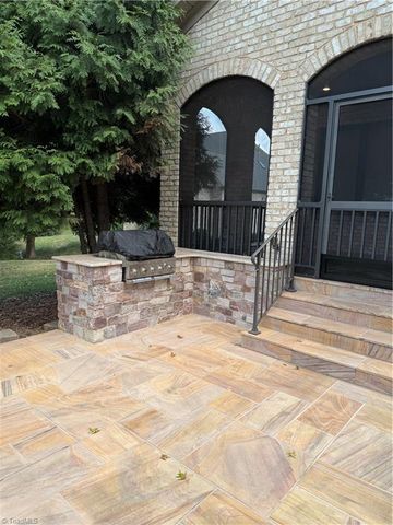27 Carlson Terrace, Greensboro, NC 27410