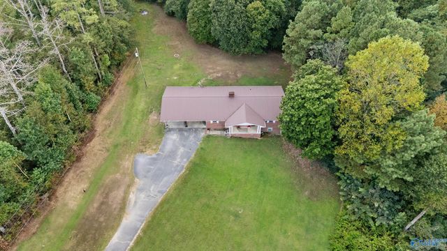 102 Baker Drive, Crossville, AL 35962