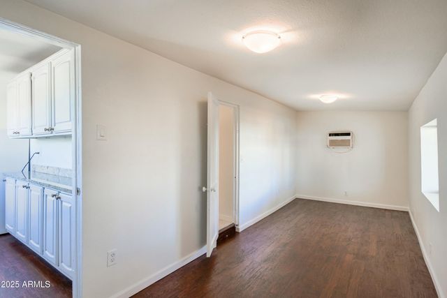 4712 N 21st Avenue, Phoenix, AZ 85015