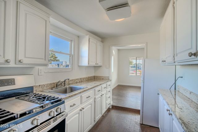 4712 N 21st Avenue, Phoenix, AZ 85015