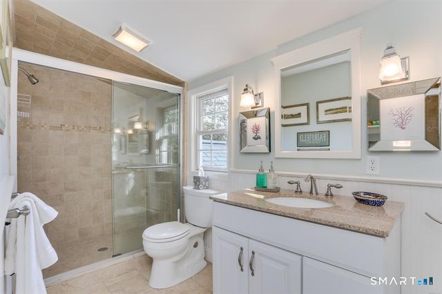 100 Gould Avenue, Fairfield, CT 06824