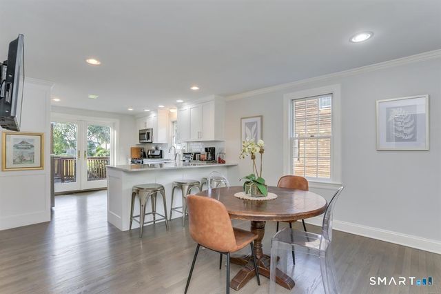 100 Gould Avenue, Fairfield, CT 06824