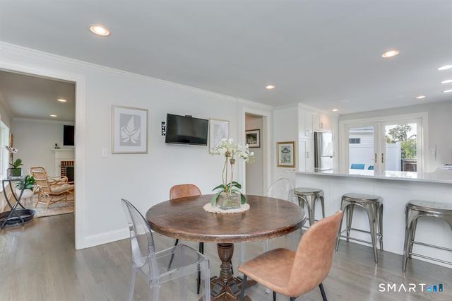 100 Gould Avenue, Fairfield, CT 06824