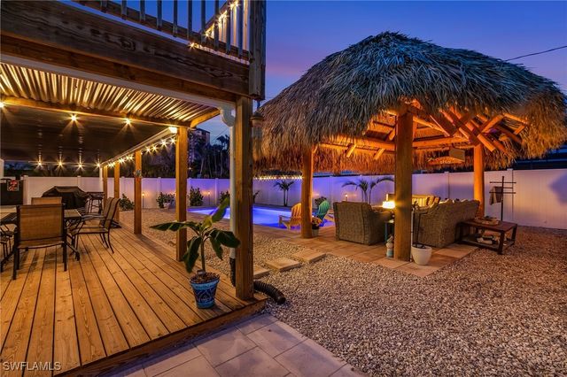 4831 Coral RD, Fort Myers Beach, FL 33931