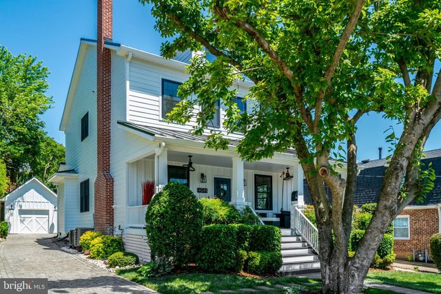 4045 21ST ST N, Arlington, VA 22207