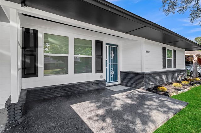 6207 Hirondel Street, Houston, TX 77087