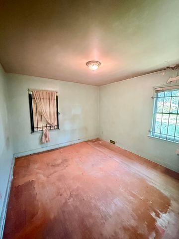 15339 Sussex Street, Wayne City, MI 48227