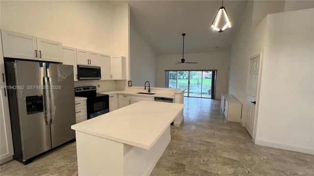 2615 Spiceberry Ln, Boynton Beach, FL 33436