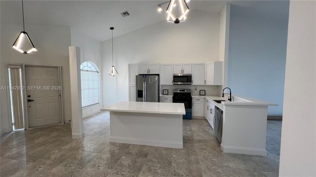 2615 Spiceberry Ln, Boynton Beach, FL 33436