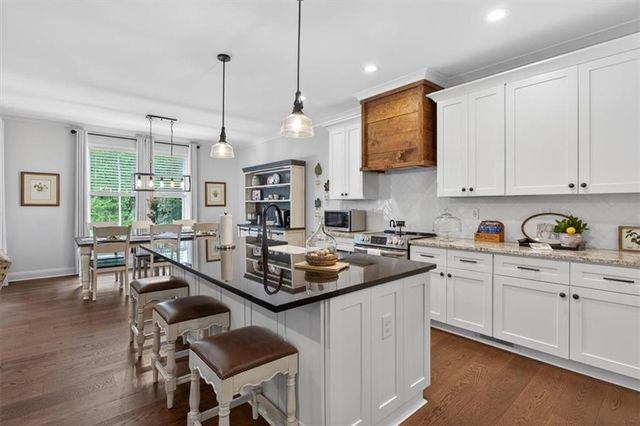 3585 Univeter Road, Canton, GA 30115