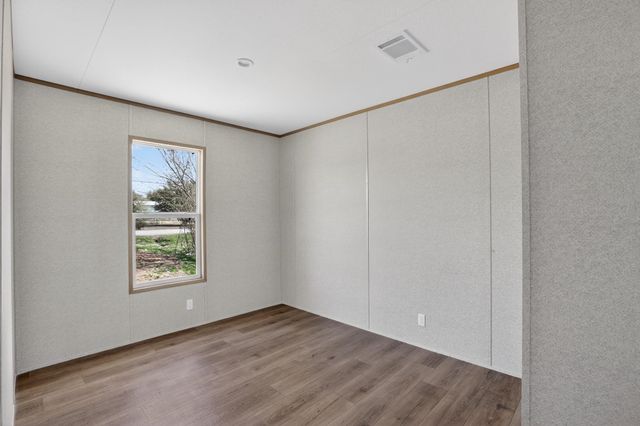 309 Rhett Court, Aurora, TX 76078