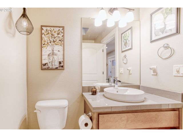 10245 Sw 80TH Ave, Portland, OR 97223