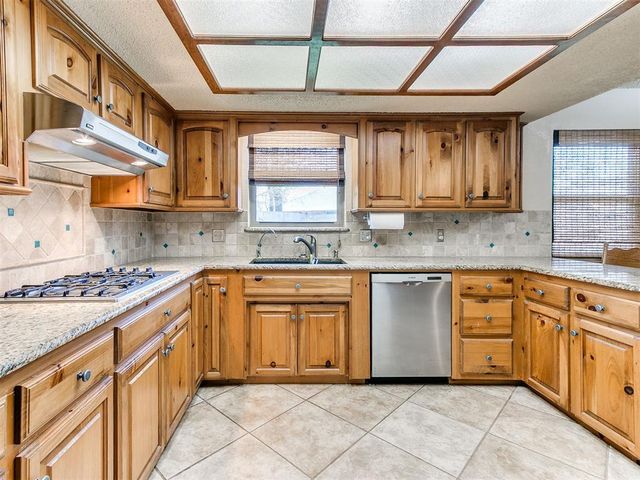 7416 NW 104th Street, Oklahoma City, OK 73162