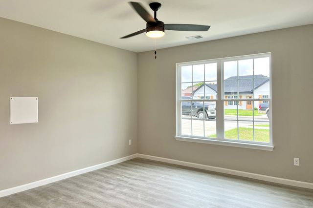 1110 Brook Court, Franklin, KY 42134