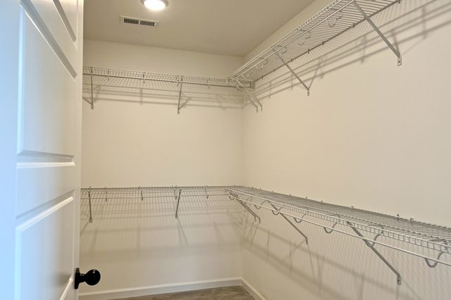 1110 Brook Court, Franklin, KY 42134