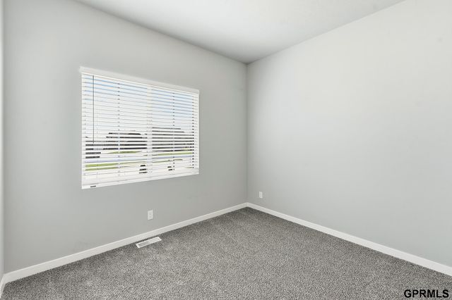19864 Birch Avenue, Gretna, NE 68028
