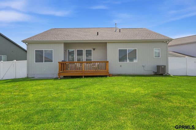 19864 Birch Avenue, Gretna, NE 68028