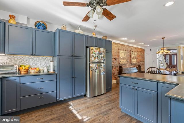 230 MORRIS ST, Philadelphia, PA 19148