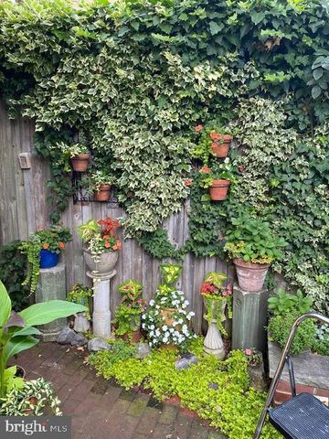 230 MORRIS ST, Philadelphia, PA 19148