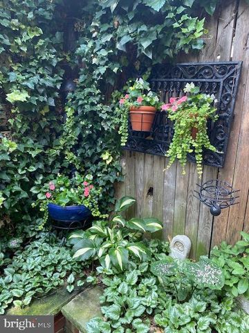 230 MORRIS ST, Philadelphia, PA 19148