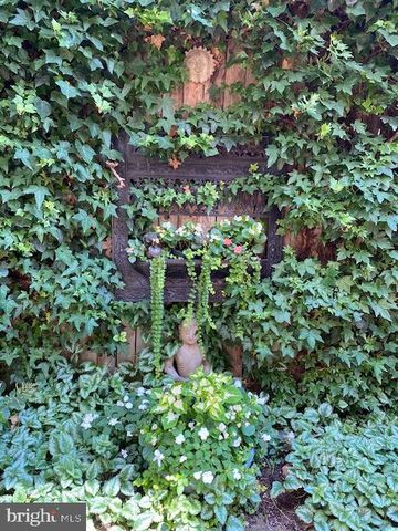 230 MORRIS ST, Philadelphia, PA 19148